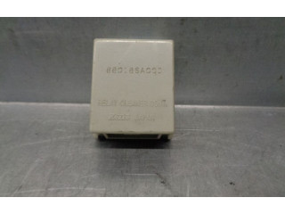 Блок предохранителей 88018SA000 Subaru Forester SH