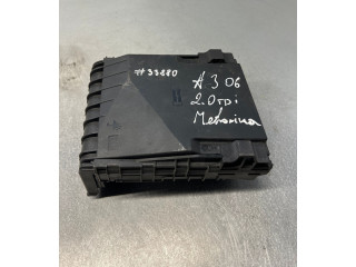 Блок предохранителей 1K0937125, 1K0937125   Audi A3 S3 8L    