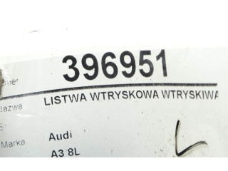 Топливная рампа 06A906031A   Audi A3 S3 8L  