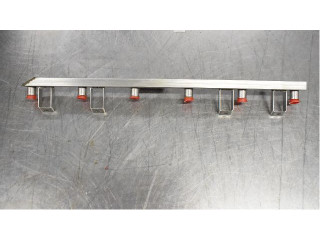 Топливная рампа    BMW 3 E90 E91   для двигателя N52-B30A