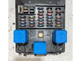 Pojistková skříňka Nissan Micra 2000