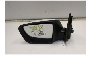 Zpětné zrcátko KIA Venga 2010