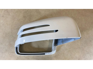 Пластиковая отделка зеркала