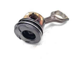 Píst HR12DE Nissan Micra HR12DE