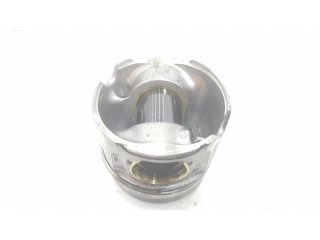  Поршень с шатуном  8580515, 11258580515  BMW X3 G01 для дизельного двигателя 2.0