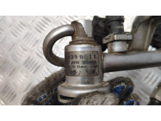 Vstřikovací lišta 06B133681L, 06B133551T Audi A4 S4 B6 8E 8H pro benzínový motor 2.0