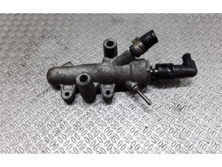 Vstřikovací lišta 55168200 Opel Zafira B