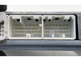 Řídící jednotka 89661-05860 Toyota Avensis T250 2003