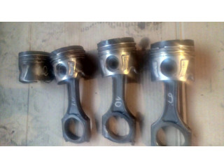 Píst 65100 Mercedes-Benz Sprinter W906 pro naftový motor 2.1