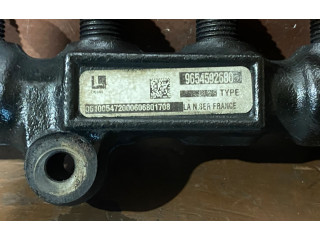 Vstřikovací lišta 9654592680 Volvo S40