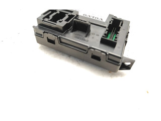 Блок управления климат-контролем 31663963 Volvo XC40