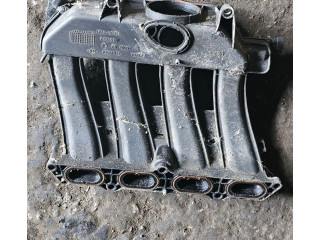 Всасывающий коллектор    brak   Renault Clio II