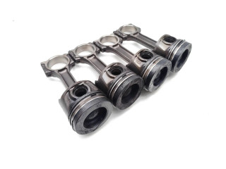 Píst K9K400 Nissan Note (E11) K9K400