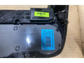 Дисплей    957101H100, 972501H201EQ   KIA Ceed