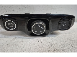 Блок управления климат-контролем 9804007180 Citroen C3 Aircross