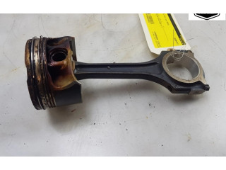 Píst A2700302717, A2700300420 Mercedes-Benz CLA C117 X117 W117 M270.910