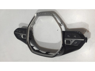 Кнопки рулевого колеса