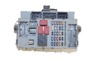 Блок предохранителей 51799306   Fiat Idea    