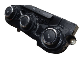 Блок подушек безопасности 3T0820047AH, 5HB00975261 Skoda Yeti (5L)