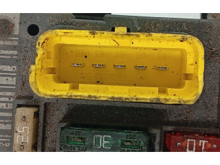 Pojistková skříňka 9667044980 Peugeot RCZ 2012