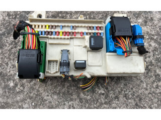 Блок предохранителей 31268178, 31268178 Volvo C70