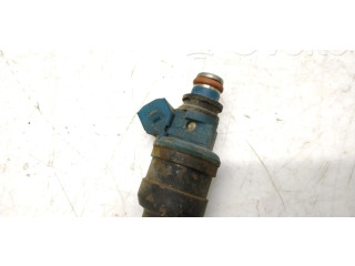 Форсунка INP068 Mitsubishi Colt 4G13