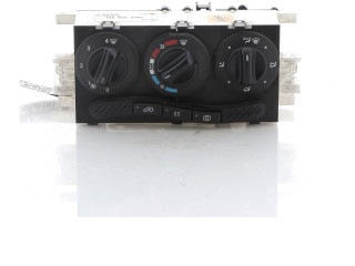 Блок управления климат-контролем 1688300485 Mercedes-Benz A W168
