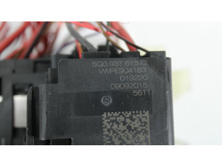 Pojistková skříňka Řídící jednotka BSM 5Q0937615C Volkswagen Passat Alltrack 2015