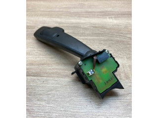 Ручка стеклоочистителей 17D770   Volvo C70