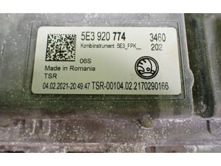 Спидометр (приборный щиток)     5E3920774    Skoda Octavia Mk4 