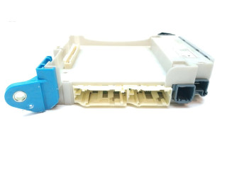 Блок предохранителей 8273053J31 Lexus RC