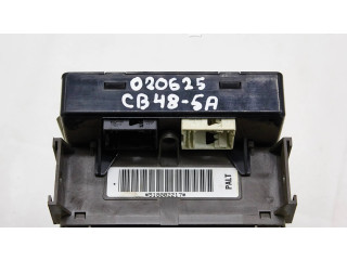 Pojistková skříňka 8200220690 Renault Vel Satis 2003