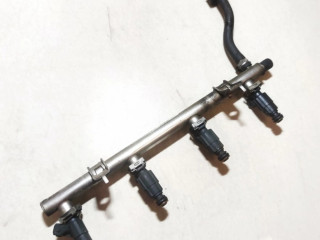 Топливная рампа 96614001   Mercedes-Benz A W168 1.4 