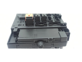 Блок предохранителей 6911922, 6905228   BMW Z4 E85 E86    