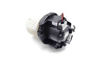 Вентилятор печки MR116244, 145106108 Renault Clio V