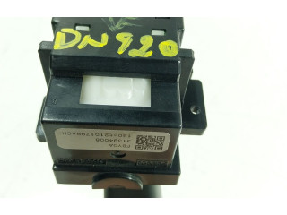 Ручка стеклоочистителей 31456042, 31394008   Volvo V60