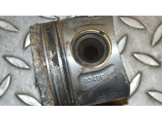 Píst 8349F, 65100 Mercedes-Benz C W204 OM 651.911