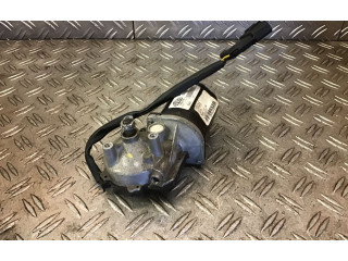 Моторчик дворников 91498233    Opel Meriva A