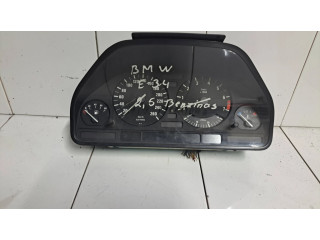 Přístrojová deska BMW 5 E34 1993 8359527, 993558223