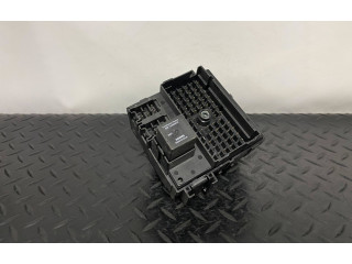 Блок предохранителей  15770992, 083031   Chevrolet Tahoe    