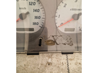 Přístrojová deska  Nissan Navara D22 2003   