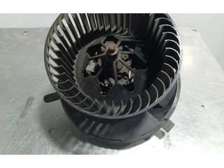 Вентилятор печки 1K1819015E Volkswagen Caddy