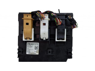 Блок комфорта 5K0937084J   Volkswagen Jetta VI   