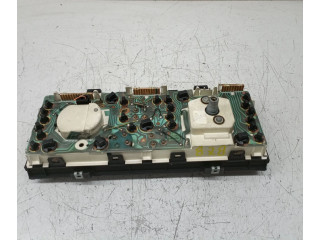 Панель приборов    Renault Clio I       