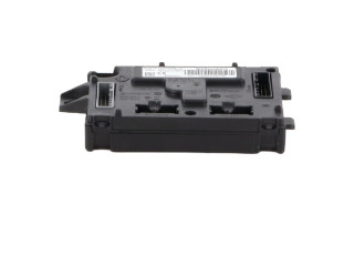 Блок предохранителей 231A04433R Renault Clio IV