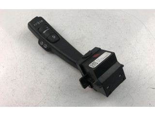 Подрулевой переключатель 31264354   Volvo V70