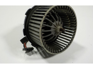 Вентилятор печки 8K2820021C, U0853 Audi Q5 SQ5