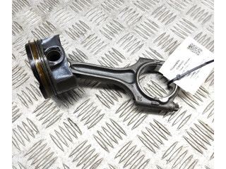 Поршень 32213692, 31401957 Volvo XC40