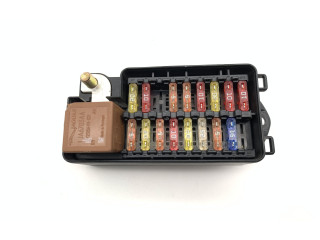 Блок предохранителей LJG2800BA, 073716020702 Jaguar XK8 - XKR