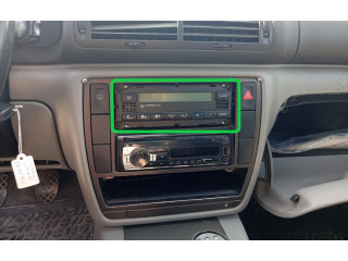 Блок управления климат-контролем    Volkswagen PASSAT